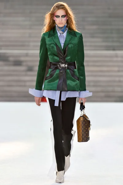 Look 5